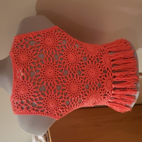 Crochet crop tank top - Picture 4 of 6